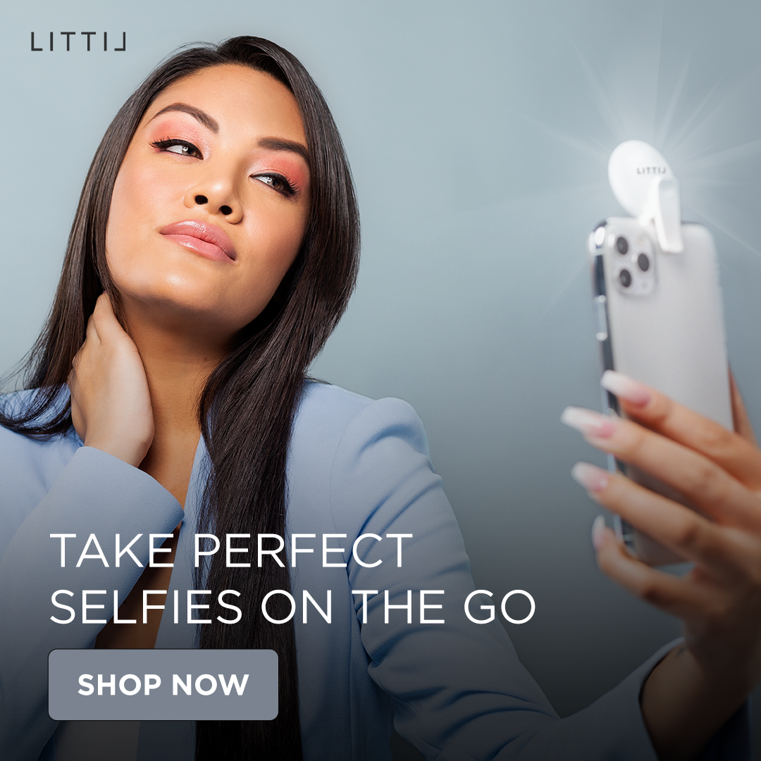 Static image ad creative — selfie light ad